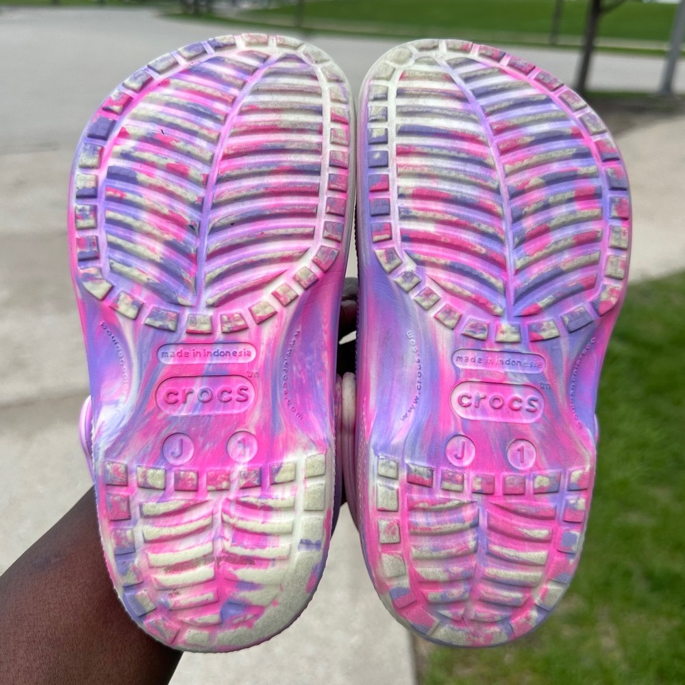 CROCS KIDS CLASSIC MARBLED TYE DYE CLOGS Little Girl Size J1 Pink Crush/Purple - Picture 5 of 12